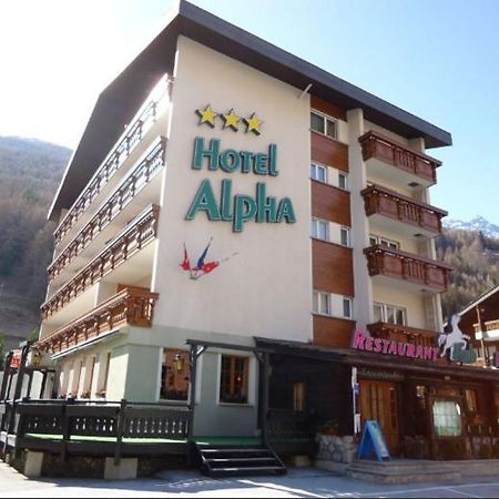 Hotel Alpha Saas-Grund Zewnętrze zdjęcie