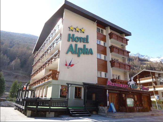 Hotel Alpha Saas-Grund Zewnętrze zdjęcie