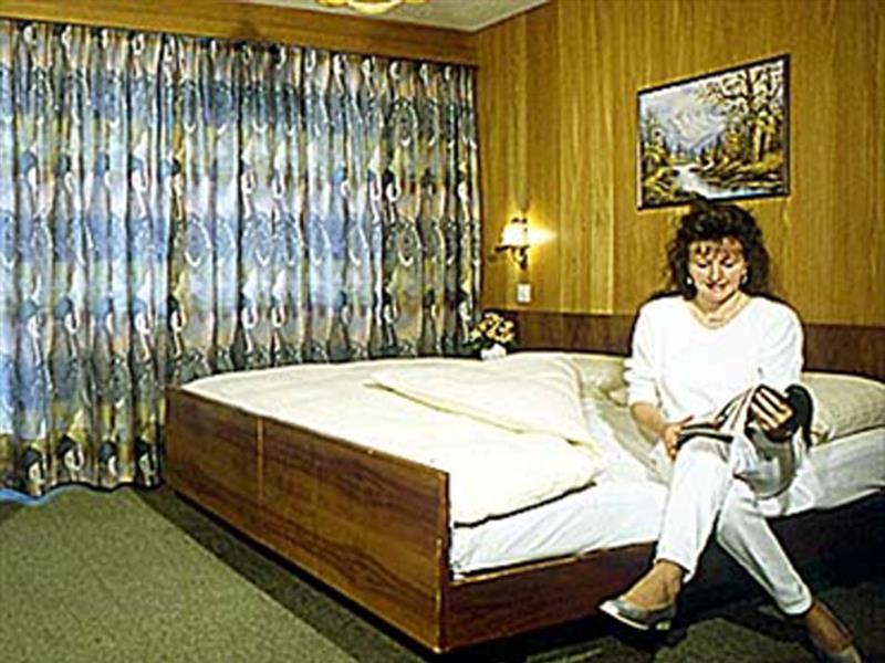 Hotel Alpha Saas-Grund Zewnętrze zdjęcie